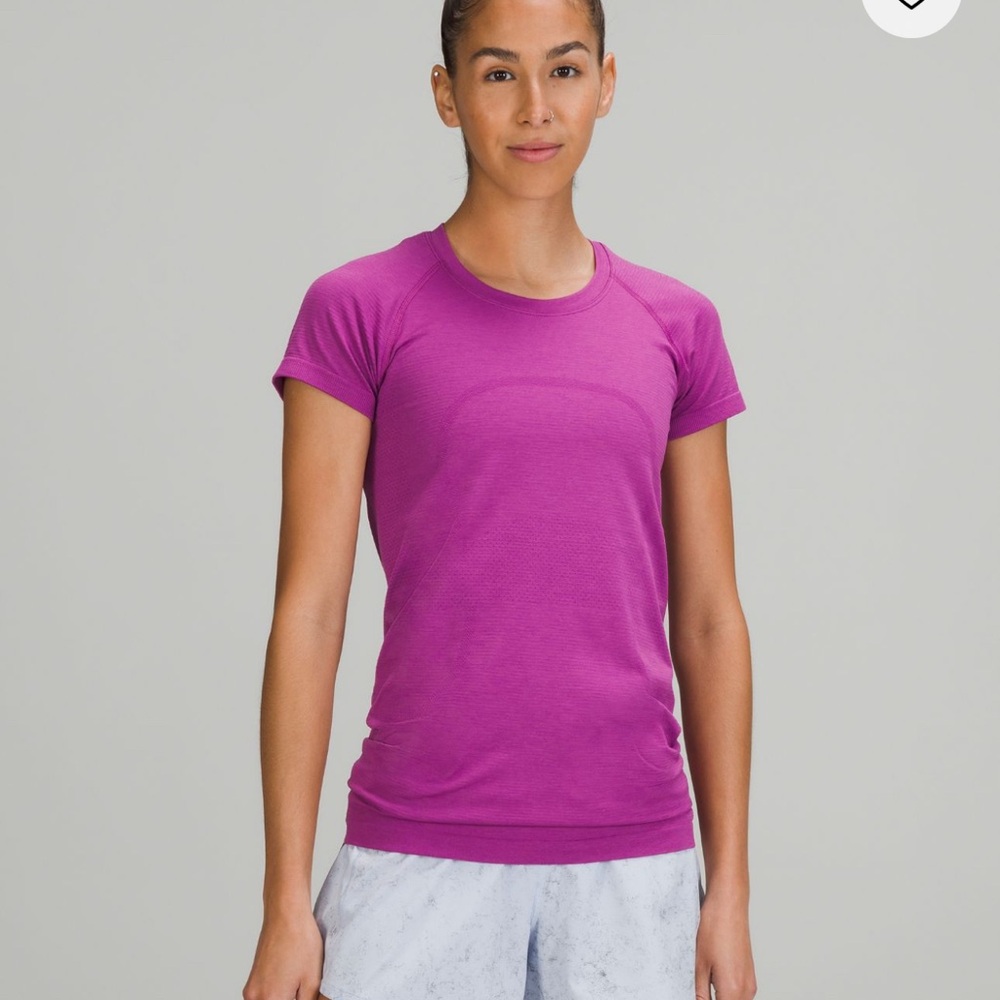 Lululemon swiftly tech, magenta, purple tee